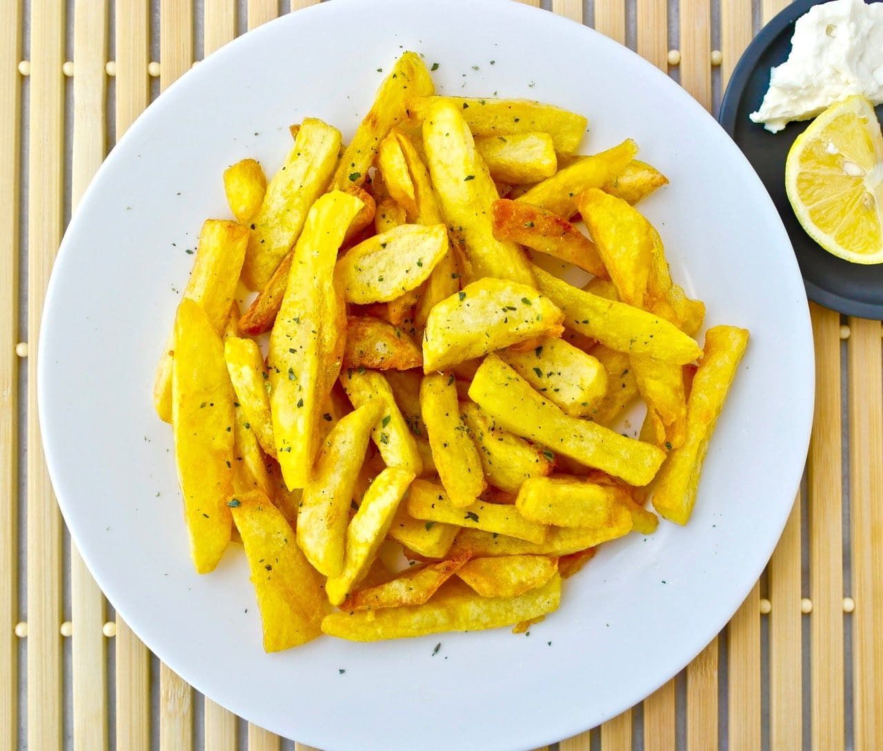 Fried potatoes (French fries)